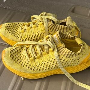 Yellow No Bull shoes